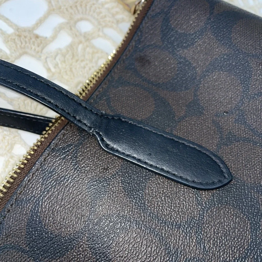 Coach Signature Top Zip Tote Bag 4455 Walnut / Black  READ DETAILS!!! Broken Zip